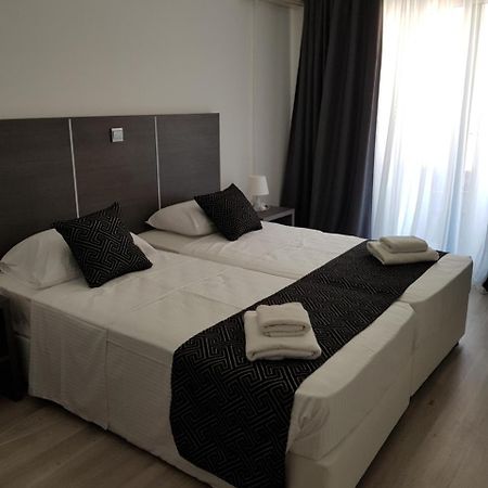 Les Palmiers Petrou Apartments Larnaca Exterior photo