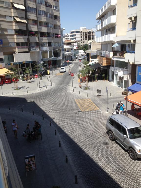 Les Palmiers Petrou Apartments Larnaca Room photo
